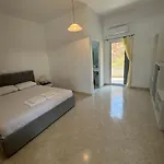 Isufi Family Sarandë