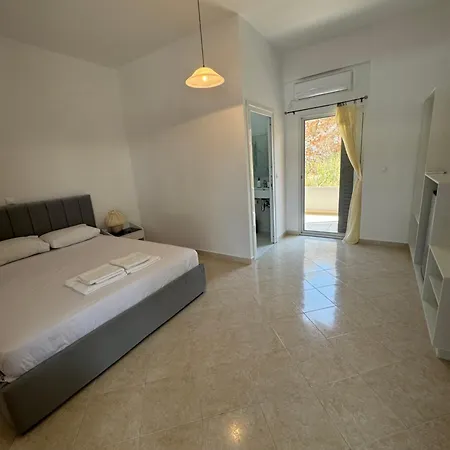 Isufi ساراندا